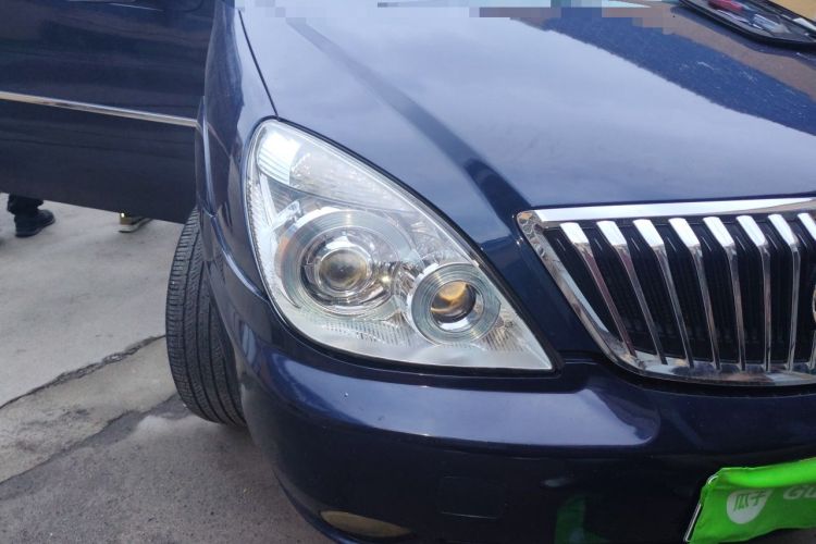 Used Buick GL8 2014 2.4L Classic Edition Right Front Headlight