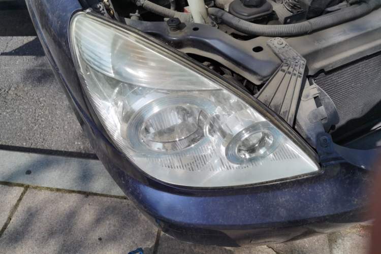 Used Buick GL8 2014 2.4L Classic Edition Right Front Headlight