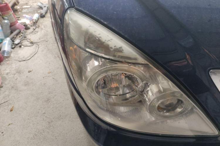 Used Buick GL8 2014 2.4L Comfort Edition Right Front Headlight