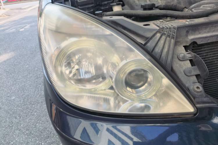Used Buick GL8 2014 2.4L Classic Edition Right Front Headlight