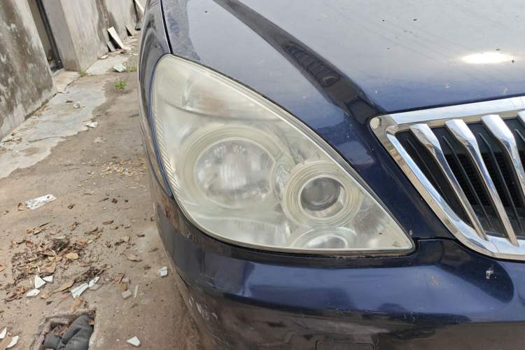 Used Buick GL8 2014 2.4L Classic Edition Right Front Headlight