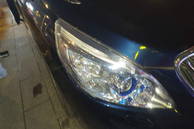 Used Buick GL8 2014 3.0L GT Luxury Business Haoya Edition Right Front Headlight