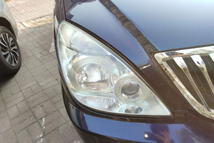 Used Buick GL8 2014 2.4L Classic Edition Right Front Headlight