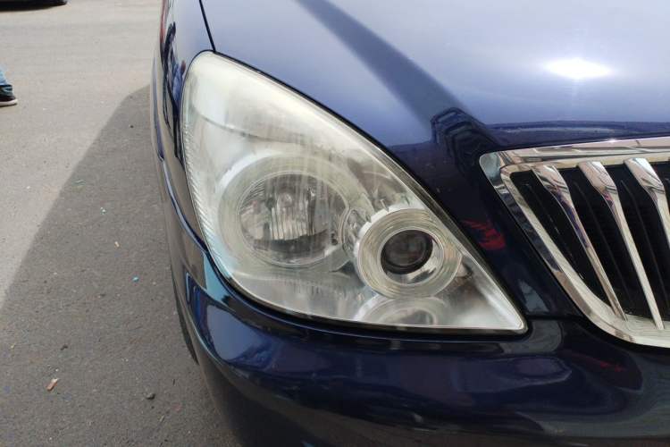 Used Buick GL8 2014 2.4L Executive Edition Right Front Headlight