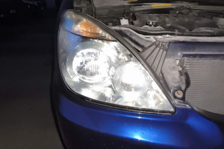 Used Buick GL8 2014 2.4L Comfort Edition Right Front Headlight