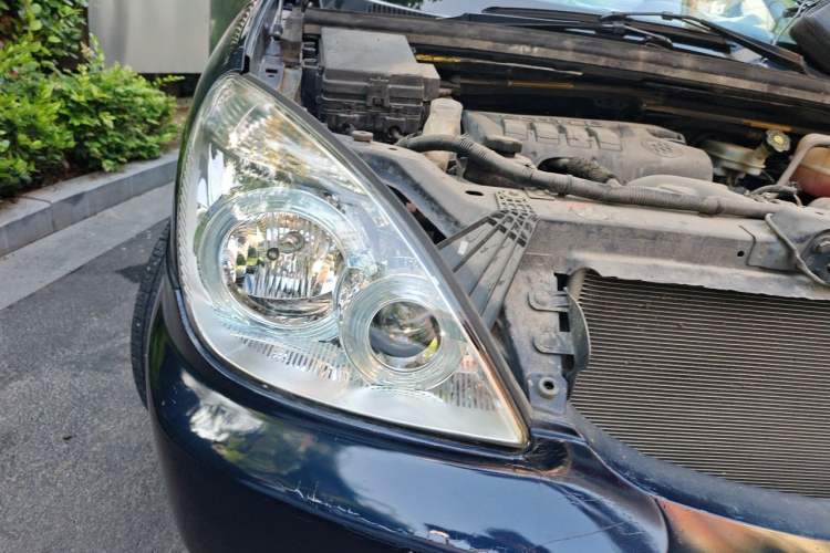 Used Buick GL8 2014 2.4L Comfort Edition Right Front Headlight