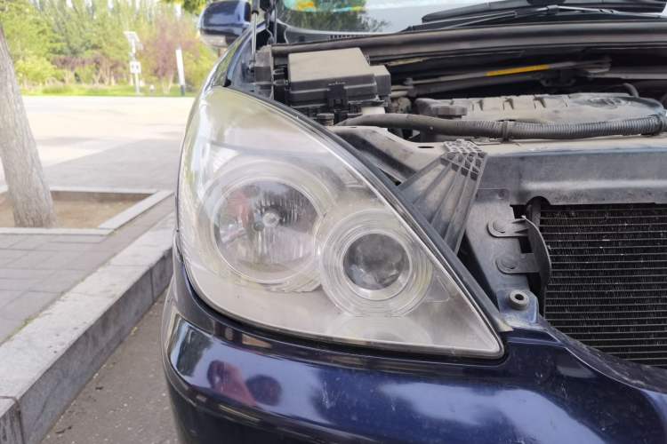 Used Buick GL8 2014 2.4L Comfort Edition Right Front Headlight