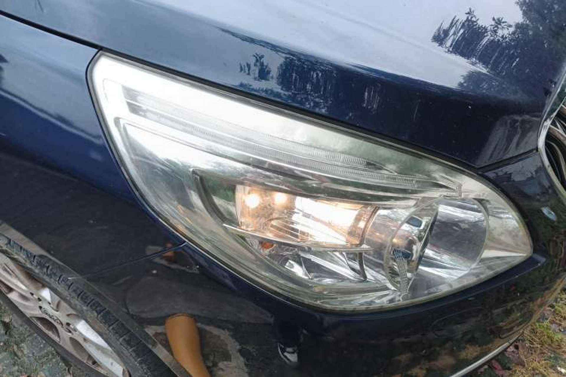 Used Buick GL8 2014 3.0L XT Luxury Business Flagship Edition Right Front Headlight
