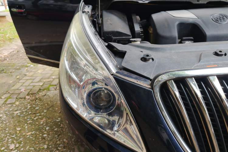 Used Buick GL8 2014 3.0L XT Luxury Business Flagship Edition Right Front Headlight