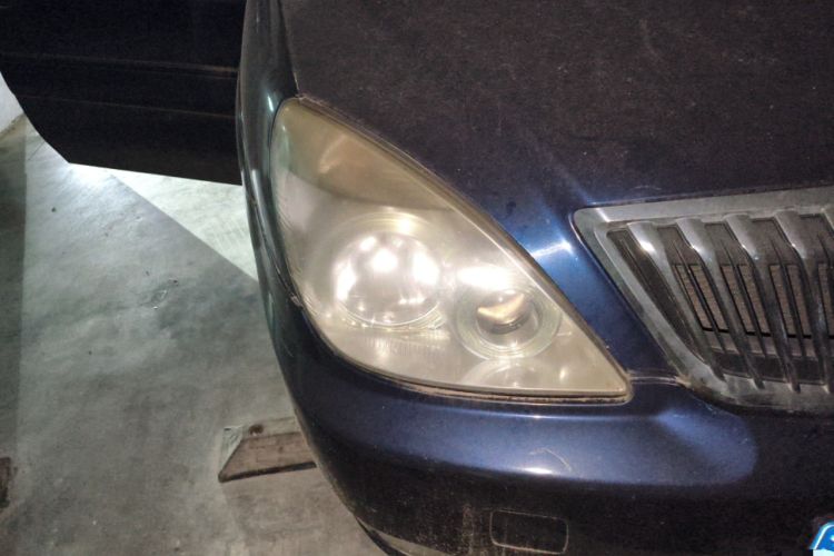 Used Buick GL8 2014 2.4L Comfort Edition Right Front Headlight