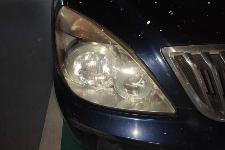 Used Buick GL8 2014 2.4L Classic Edition Right Front Headlight