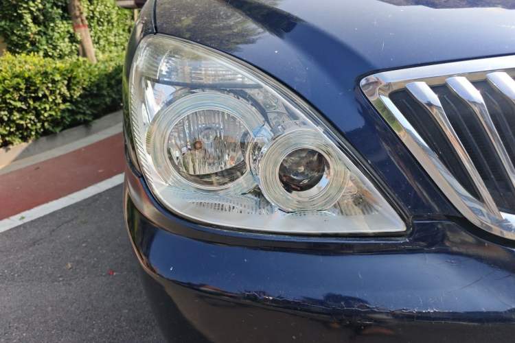 Used Buick GL8 2014 2.4L Classic Edition Right Front Headlight