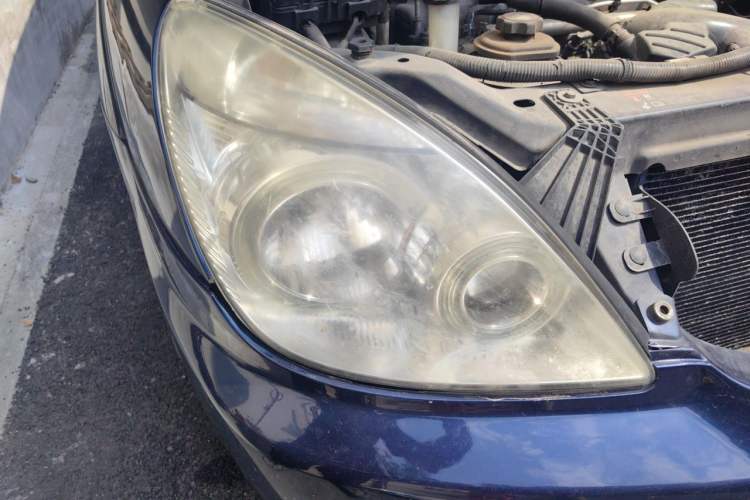 Used Buick GL8 2014 2.4L Comfort Edition Right Front Headlight