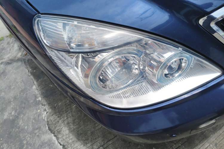 Used Buick GL8 2014 2.4L Classic Edition Right Front Headlight