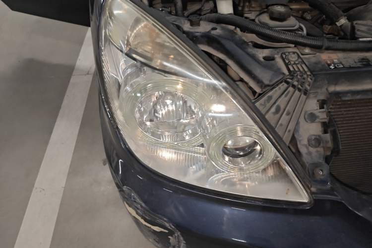 Used Buick GL8 2014 2.4L Classic Edition Right Front Headlight