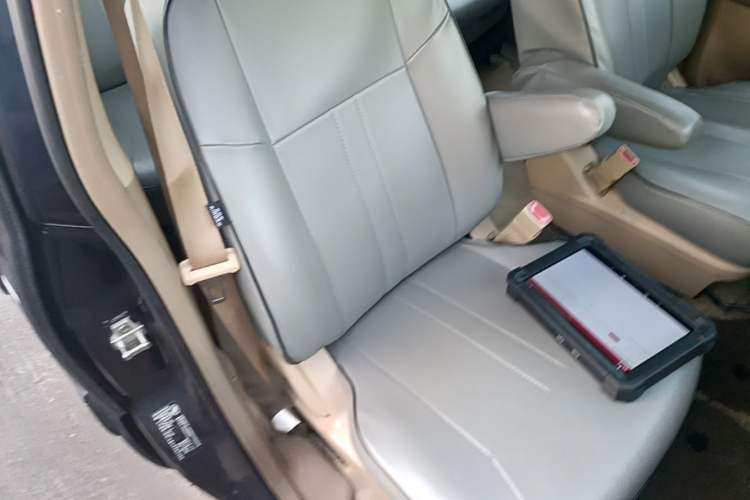 Used Buick GL8 2014 2.4L Classic Edition Right Front Seat