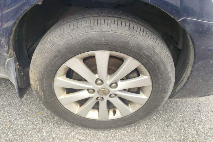 Used Buick GL8 2014 2.4L Classic Edition Right Front Wheel Hub