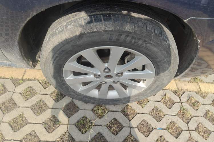 Used Buick GL8 2014 2.4L Classic Edition Right Front Wheel Hub