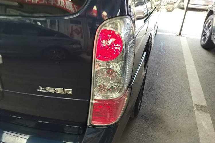 Used Buick GL8 2014 2.4L Classic Edition Right Rear Taillight