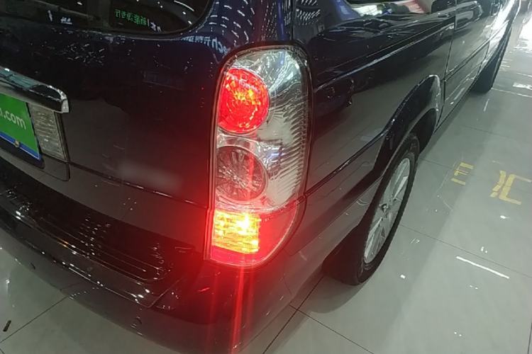 Used Buick GL8 2014 2.4L Classic Edition Right Rear Taillight