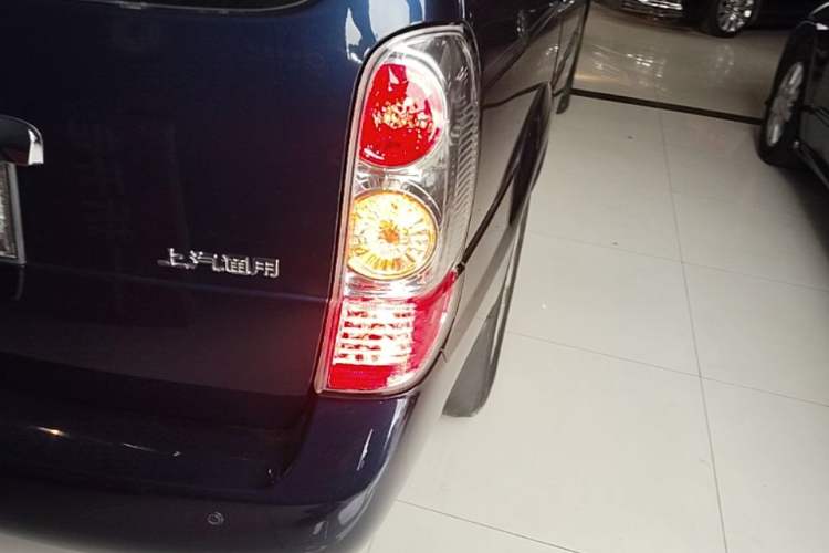 Used Buick GL8 2014 2.4L Classic Edition Right Rear Taillight