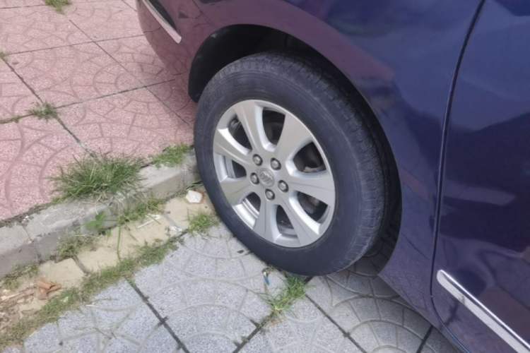 Used Buick GL8 2014 3.0L XT Luxury Business Flagship Edition Right Rear Wheel Hub
