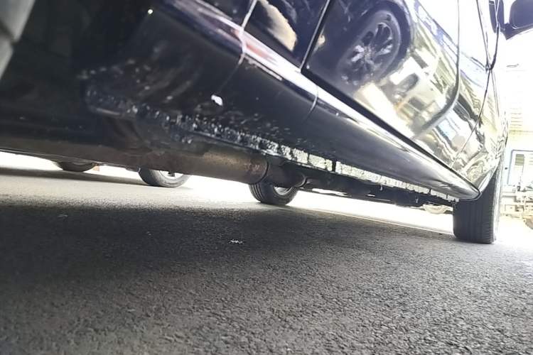 Used Buick GL8 2014 2.4L Classic Edition Right Side Sill