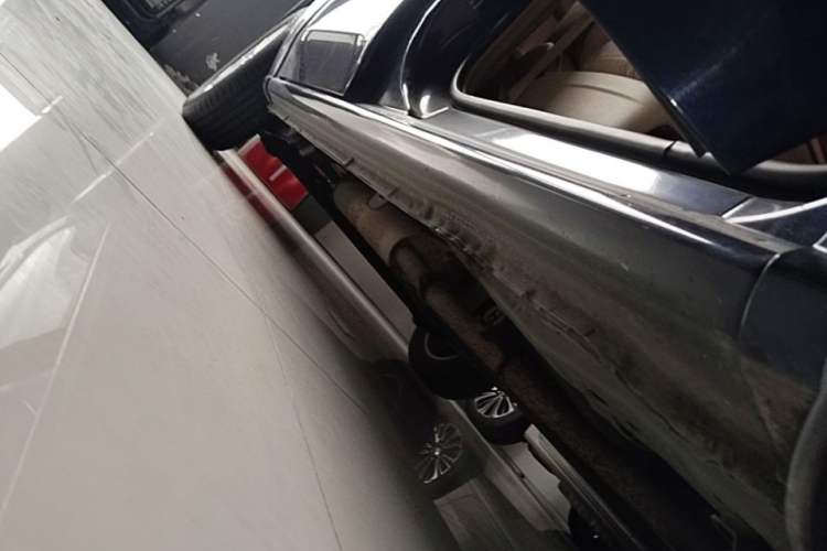 Used Buick GL8 2014 2.4L Classic Edition Right Side Sill