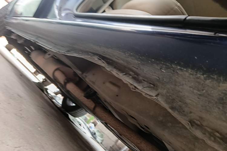 Used Buick GL8 2014 2.4L Classic Edition Right Side Sill