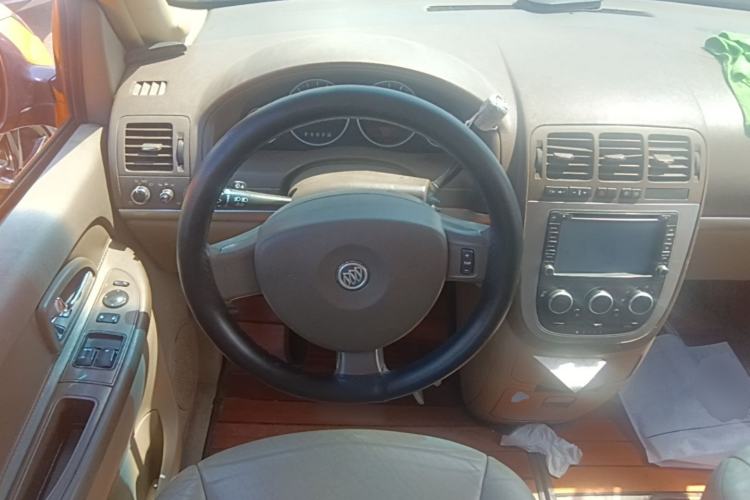 Used Buick GL8 2014 2.4L Classic Edition Steering Wheel