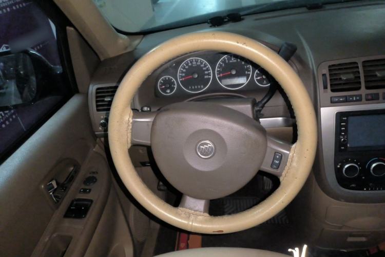 Used Buick GL8 2014 2.4L Classic Edition Steering Wheel