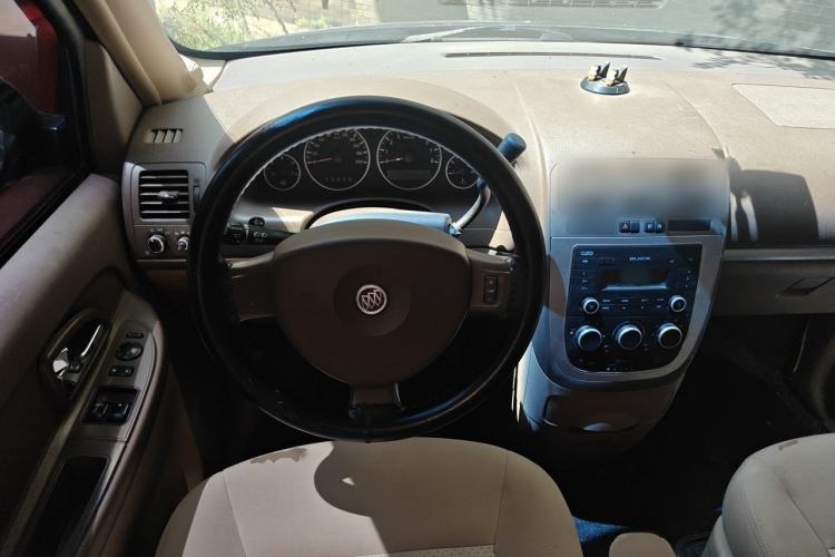 Used Buick GL8 2014 2.4L Classic Edition Steering Wheel