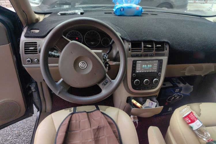 Used Buick GL8 2014 2.4L Comfort Edition Steering Wheel