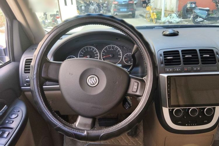 Used Buick GL8 2014 2.4L Executive Edition Steering Wheel