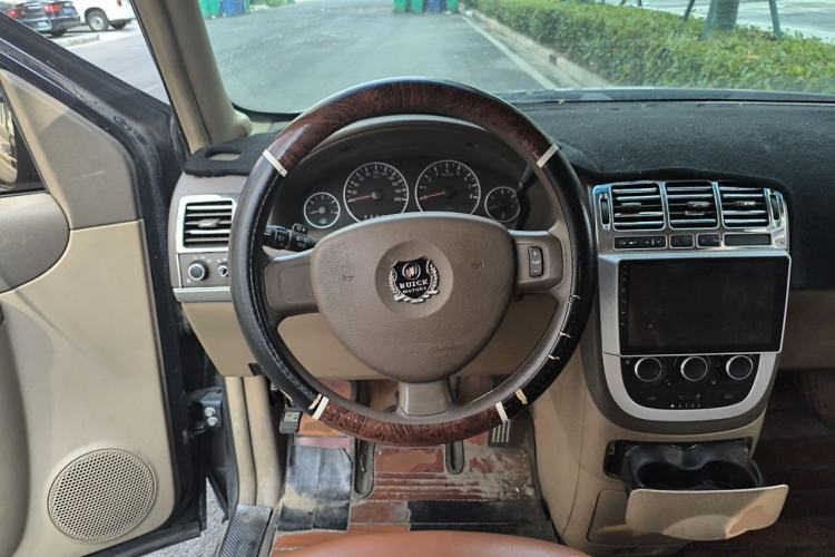 Used Buick GL8 2014 2.4L Classic Edition Steering Wheel