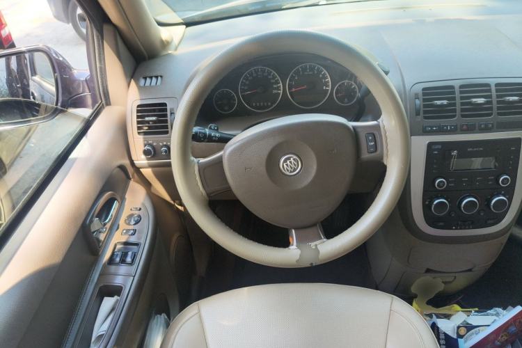 Used Buick GL8 2014 2.4L Comfort Edition Steering Wheel