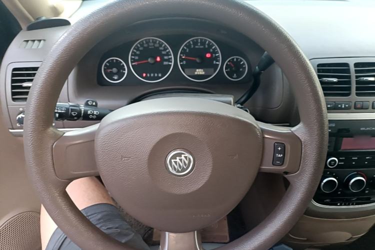 Used Buick GL8 2014 2.4L Classic Edition Steering Wheel