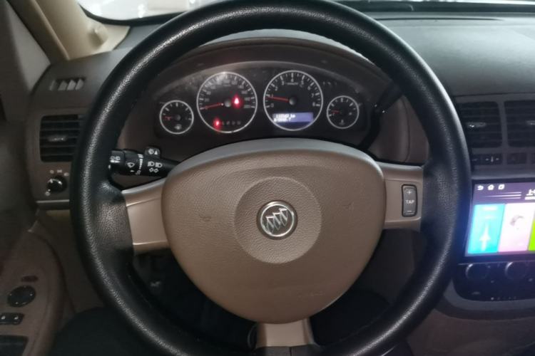 Used Buick GL8 2014 2.4L Classic Edition Steering Wheel