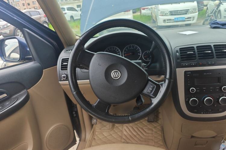 Used Buick GL8 2014 2.4L Executive Edition Steering Wheel