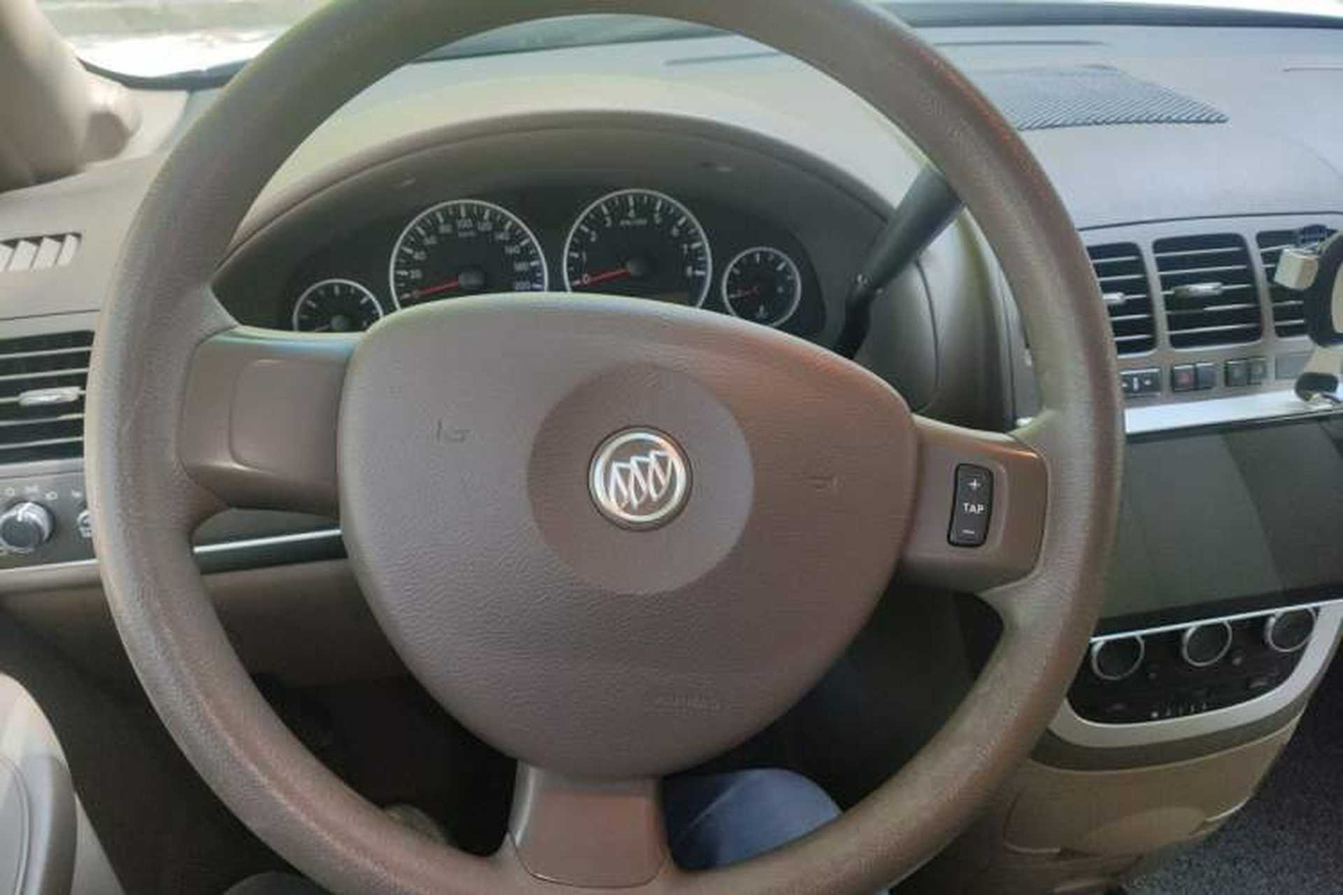 Used Buick GL8 2014 2.4L Classic Edition Steering Wheel