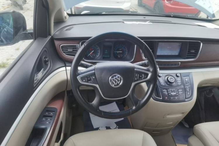 Used Buick GL8 2014 3.0L XT Luxury Business Flagship Edition Steering Wheel