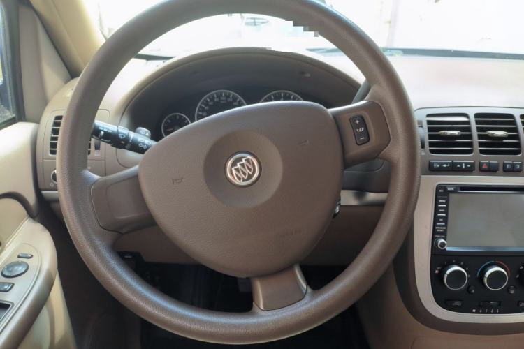 Used Buick GL8 2014 2.4L Classic Edition Steering Wheel