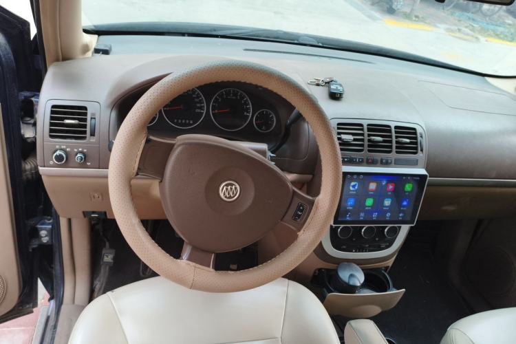 Used Buick GL8 2014 2.4L Comfort Edition Steering Wheel