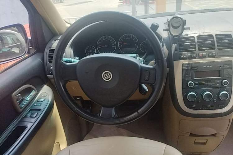 Used Buick GL8 2014 2.4L Executive Edition Steering Wheel