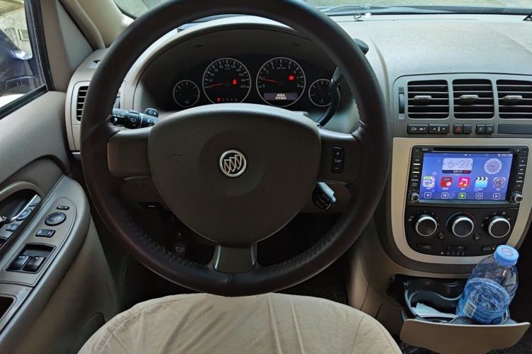 Used Buick GL8 2014 2.4L Classic Edition Steering Wheel