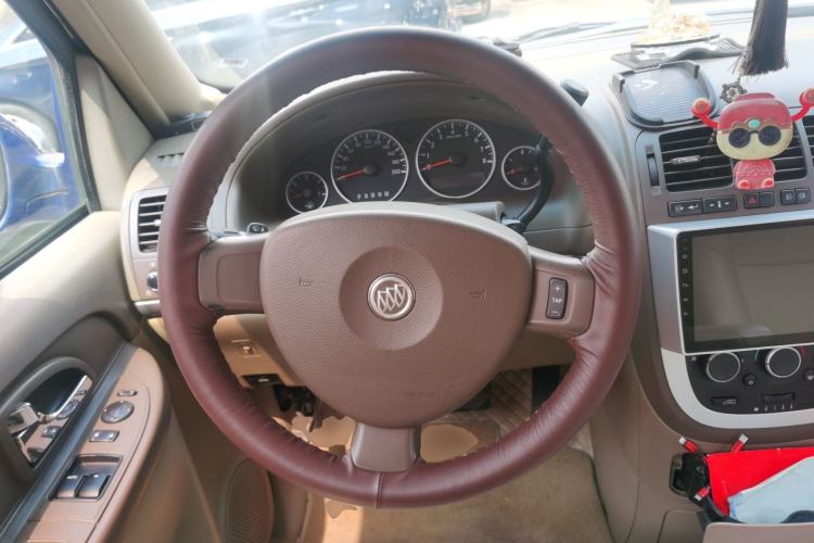 Used Buick GL8 2014 2.4L Classic Edition Steering Wheel