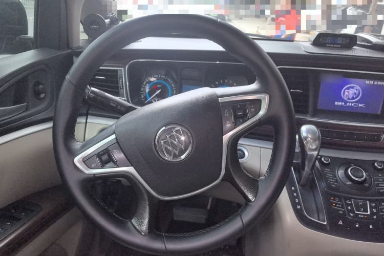Used Buick GL8 2014 3.0L XT Luxury Business Flagship Edition Steering Wheel