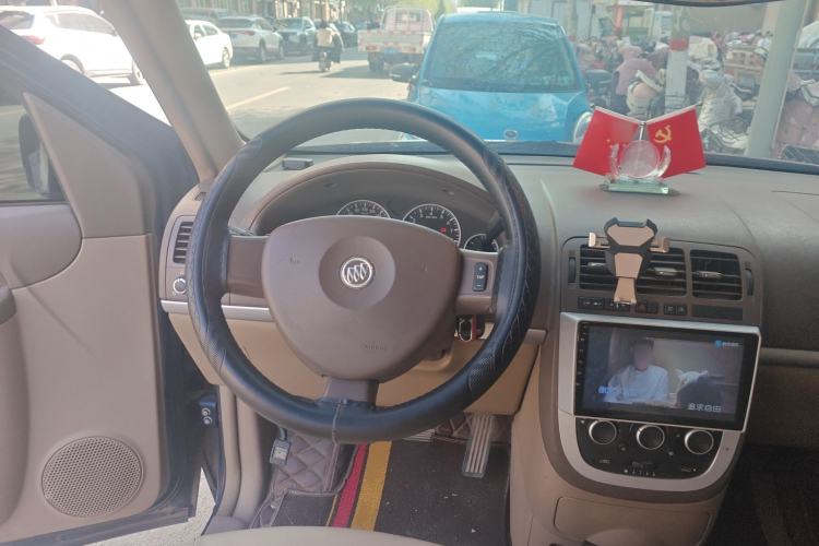 Used Buick GL8 2014 2.4L Classic Edition Steering Wheel