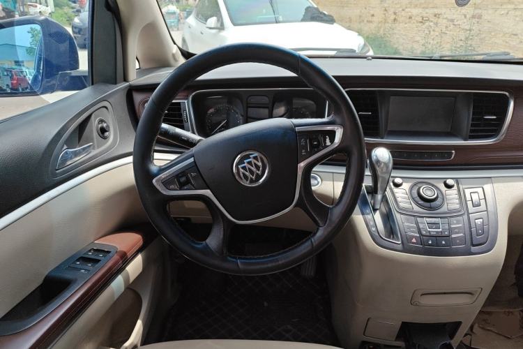 Used Buick GL8 2014 3.0L GT Luxury Business Haoya Edition Steering Wheel