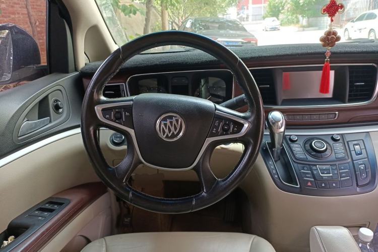 Used Buick GL8 2014 2.4L LT Luxury Business Executive Edition Steering Wheel